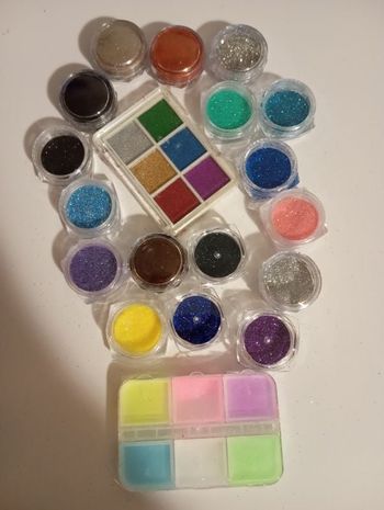 Lot de décorations poudre nail art