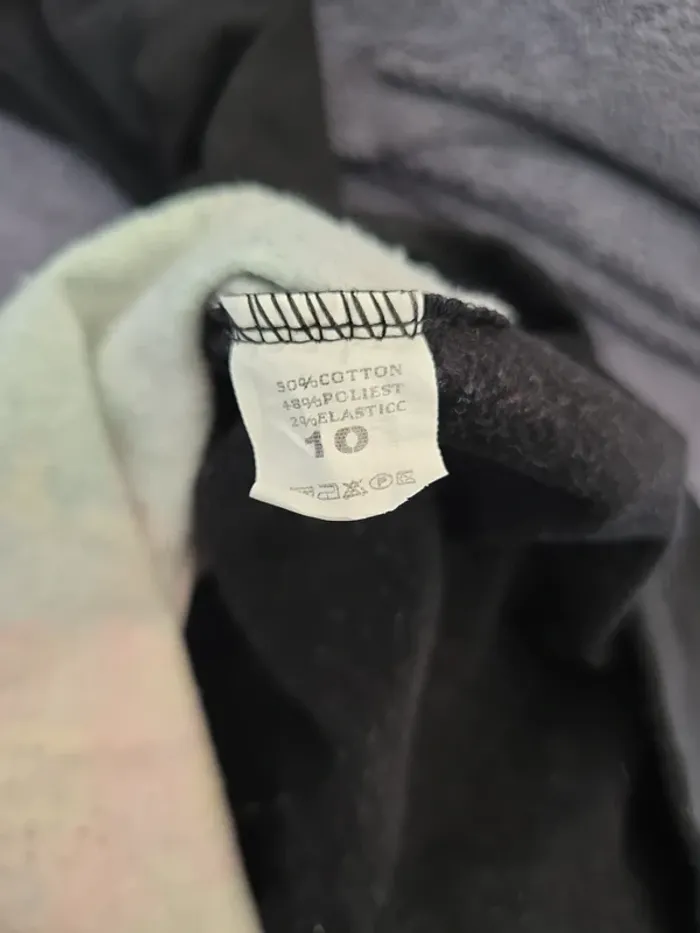 Pull a capuche - photo numéro 4