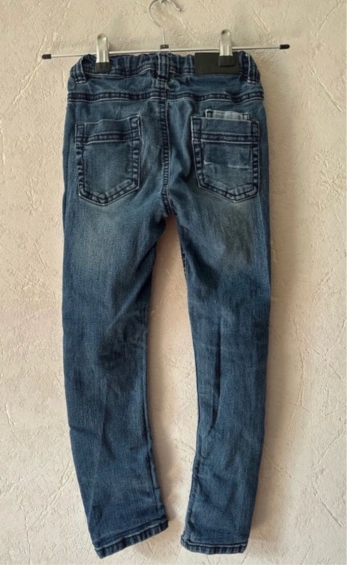 Jeans taille 8 ans - photo numéro 2
