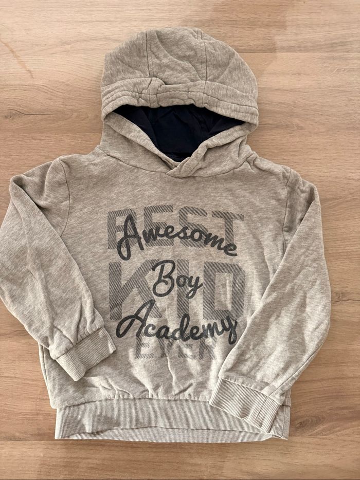 Pull à capuche