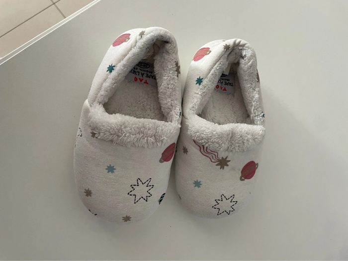 Chaussons taille 26-27 - photo numéro 3