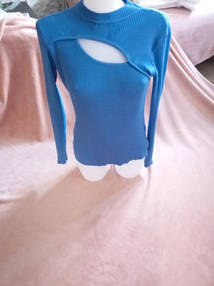 Pull long asymétrique couleur bleu taille M
