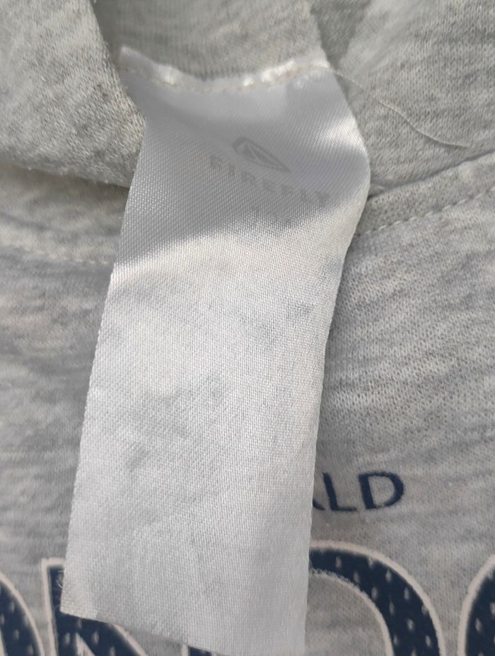 Sweat à capuche taille 12 ans - photo numéro 2