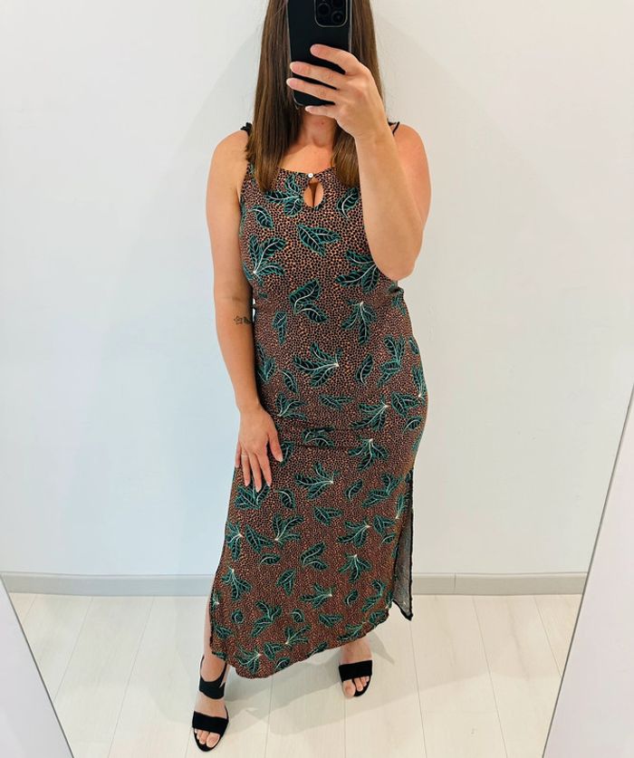 🌸Robe - Camaïeu - longue - fendu sur les côtés 🌸