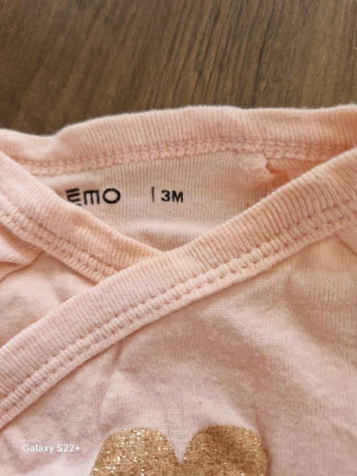 Body 3 mois - photo numéro 2