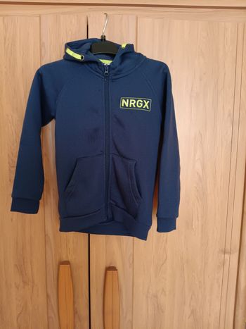 Veste enfant taille 6ans 