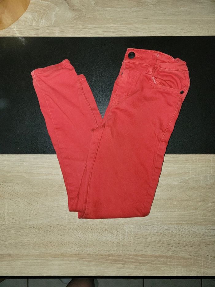 Pantalon rouge