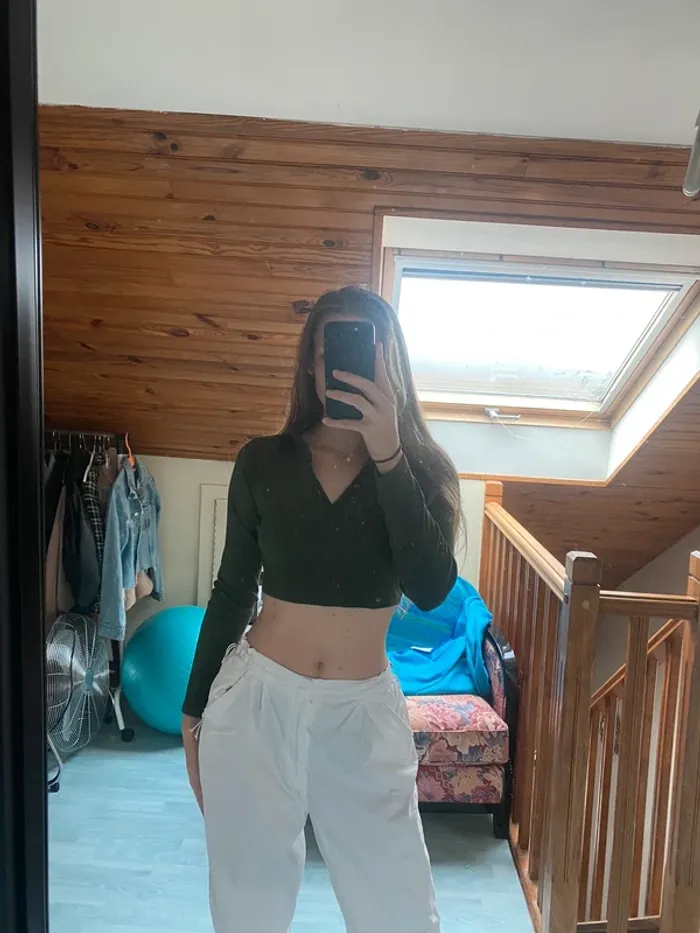 Haut noir à manches longues - photo numéro 2