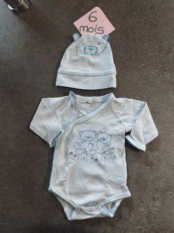 Ensemble body + bonnet 6 mois
