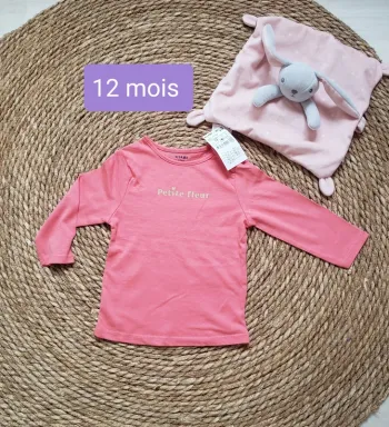 Maillot neuf avec étiquettes