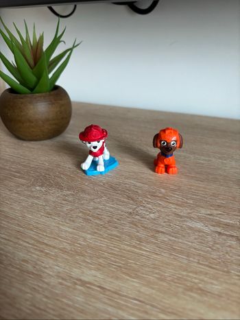 2 mini figurines Ruben et Zuma pat patrouille
