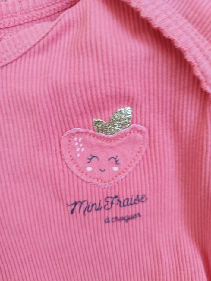 Lot 3 bodies 24 mois - photo numéro 3