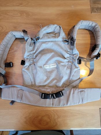 Porte-bébé hoodiecarrier 2 love radius