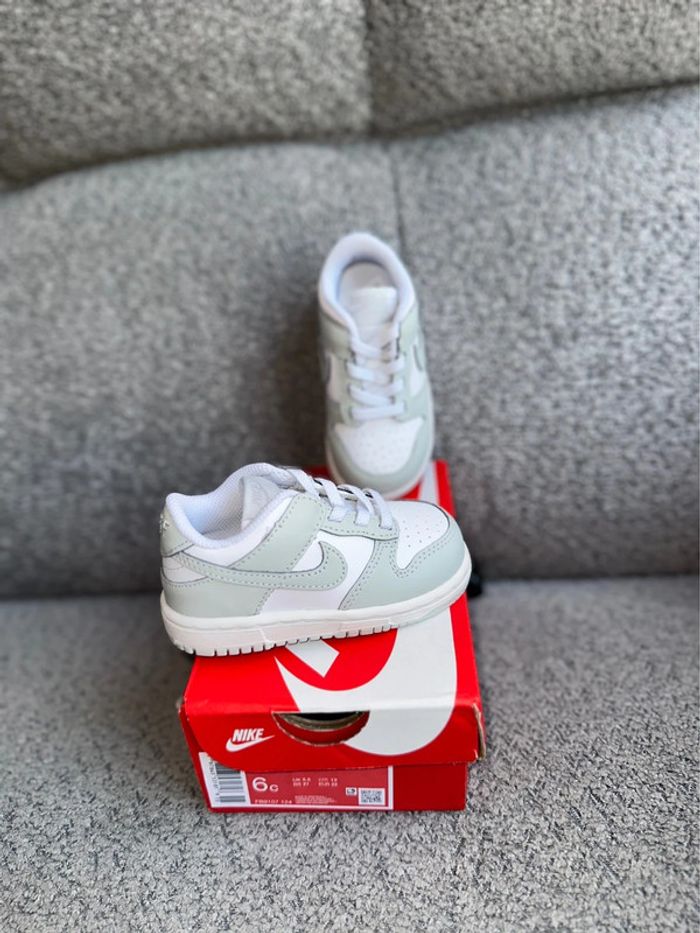 Chaussures baskets Nike Dunk Low bébé mixte neuves