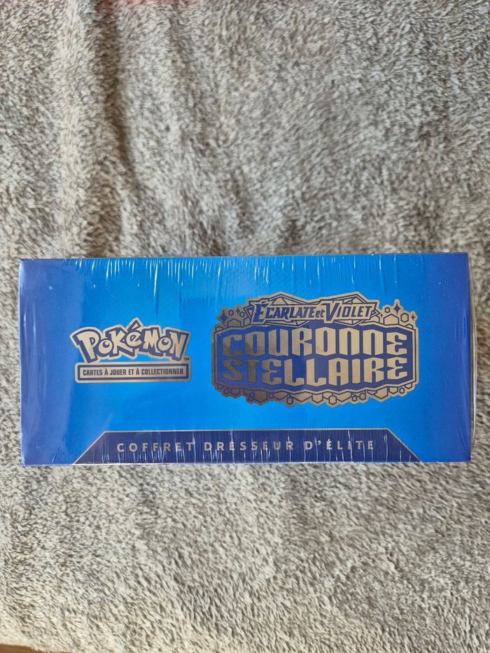 Etb coffret dresseur d'elite couronne stellaire ev07 fr scellé - photo numéro 2