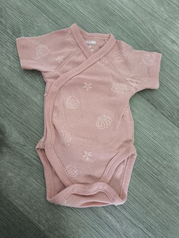 Lot bodies fille 0 mois