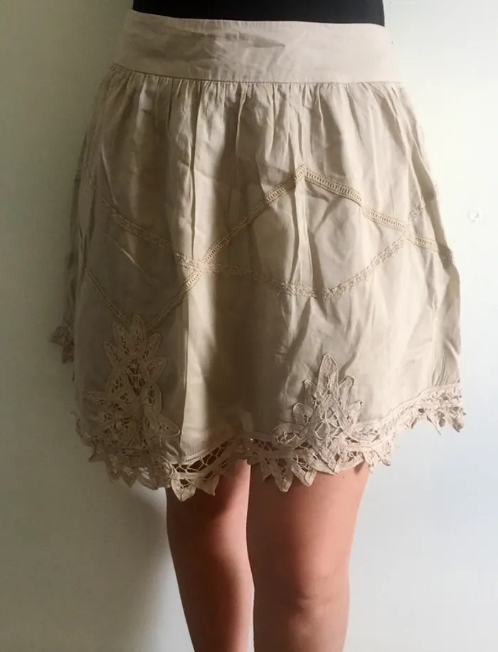 Jupe asymétrique beige