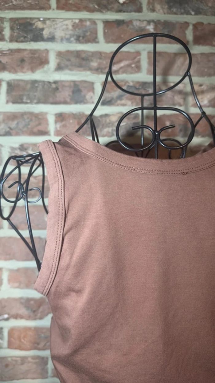 Top brun Primark Taille M / L 38 / 40 - photo numéro 7