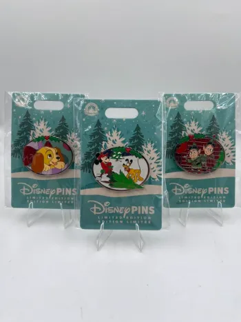 Lot de 3 Pin's Disney Noël - Edition Limitée / Tic&Tac, Wayne et Lanny, belle et le clochard