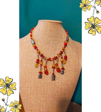 Collier ethnique multicolore – Verre et poissons métal – Collection Terres d’Ailleurs