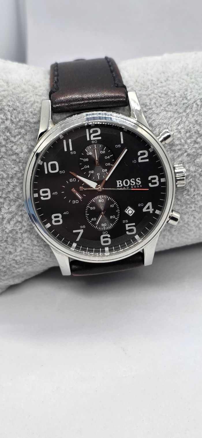 Montre Hugo Boss homme - photo numéro 4
