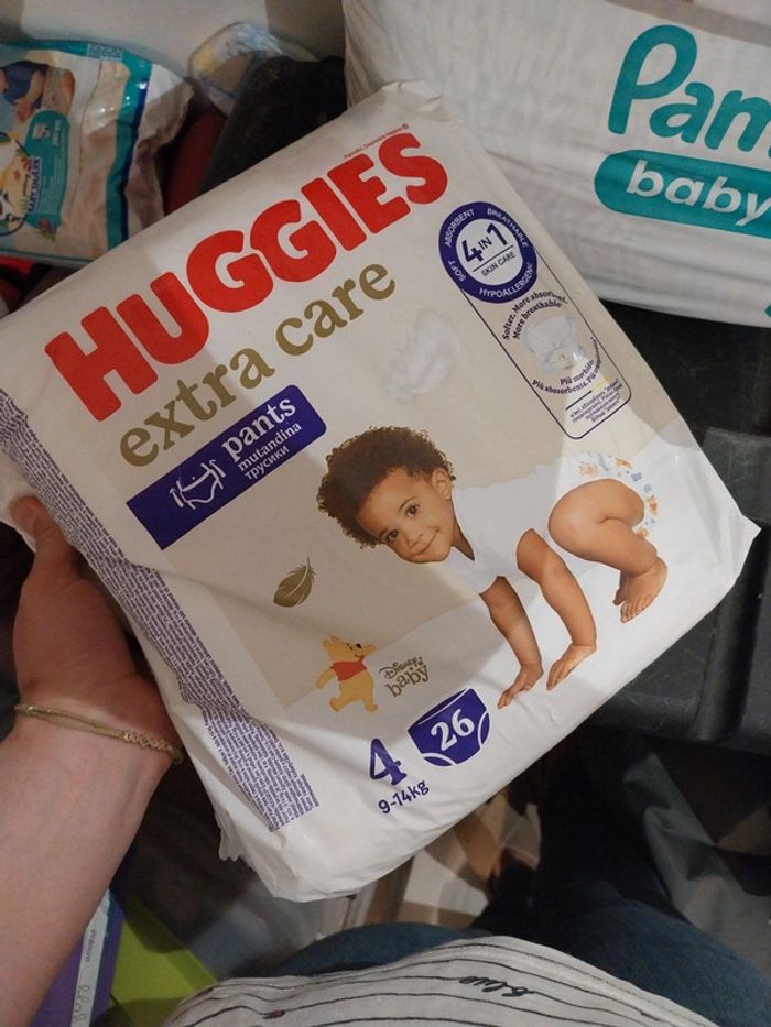 Couche cullote huggies t4 ×26 - photo numéro 3