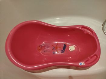 Baignoire bébé fille 