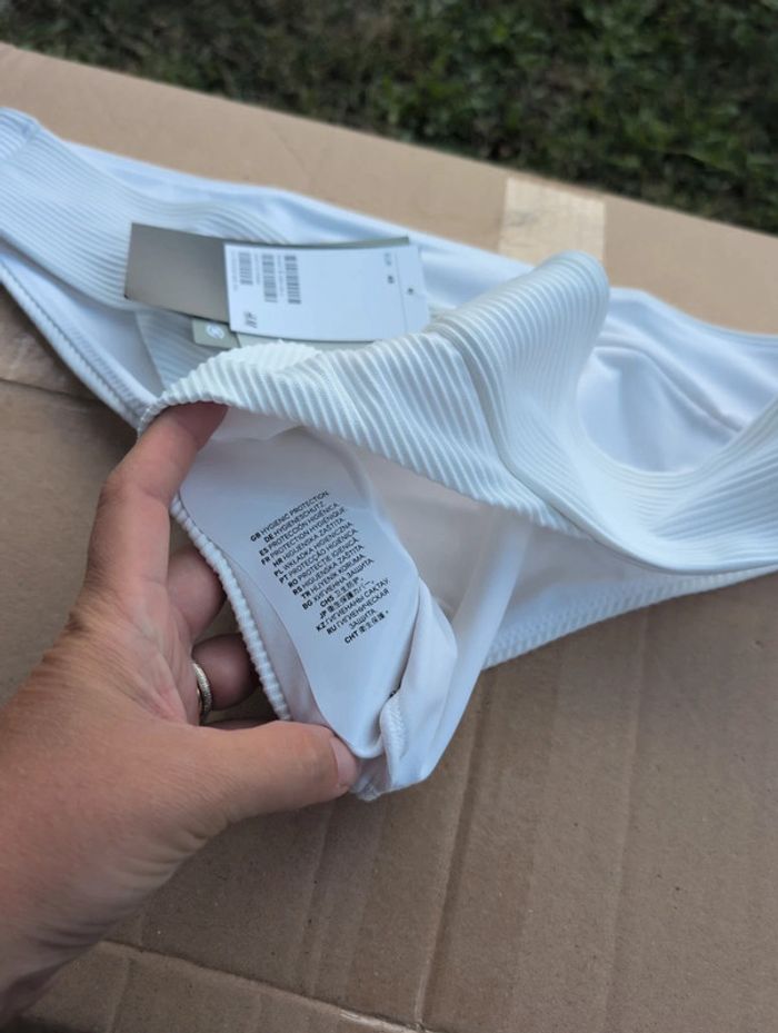 Maillot de bain blanc taille 48 neuf - photo numéro 5