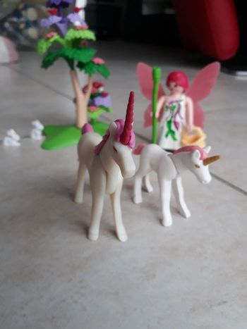 Playmobil fairies avec licornes maman et petit