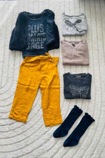 Lot vêtements fille 2 ans