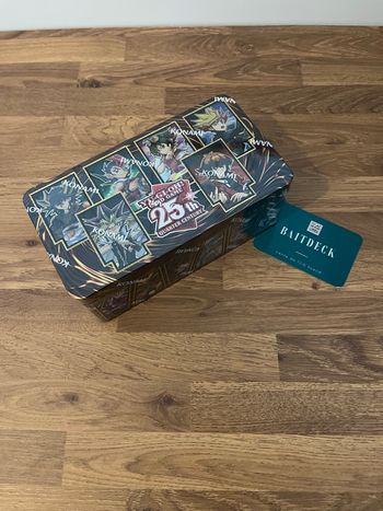 Yu-Gi-Oh! 25th anniversary tin - Dueling Heroes 