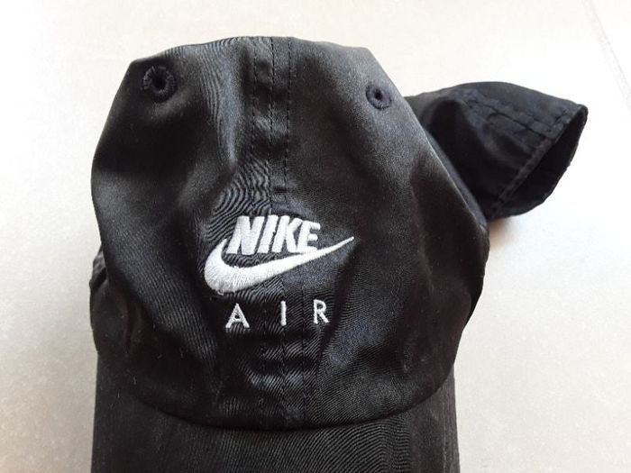 Casquette noir brillant femme NIKE AIR TBE