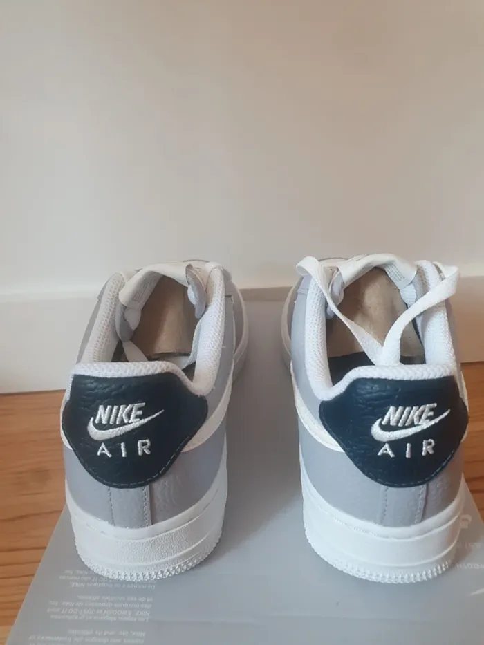 Nike Air Force 1 (37.5) - photo numéro 6