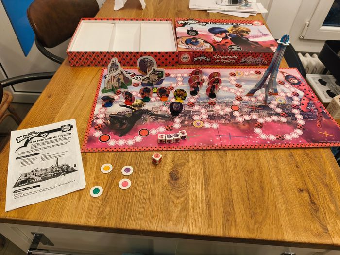 Jeu : Miraculous À la poursuite du papillon - photo numéro 3