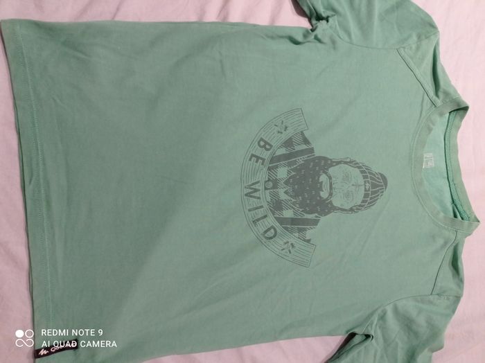 tee shirt de chez Decathlon 14 ans ref R37 C2