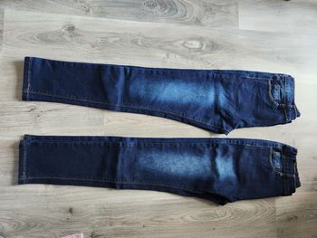 Lot 2 jeans 12 ans fille