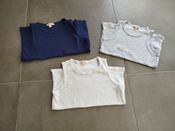 T-shirt sans manche