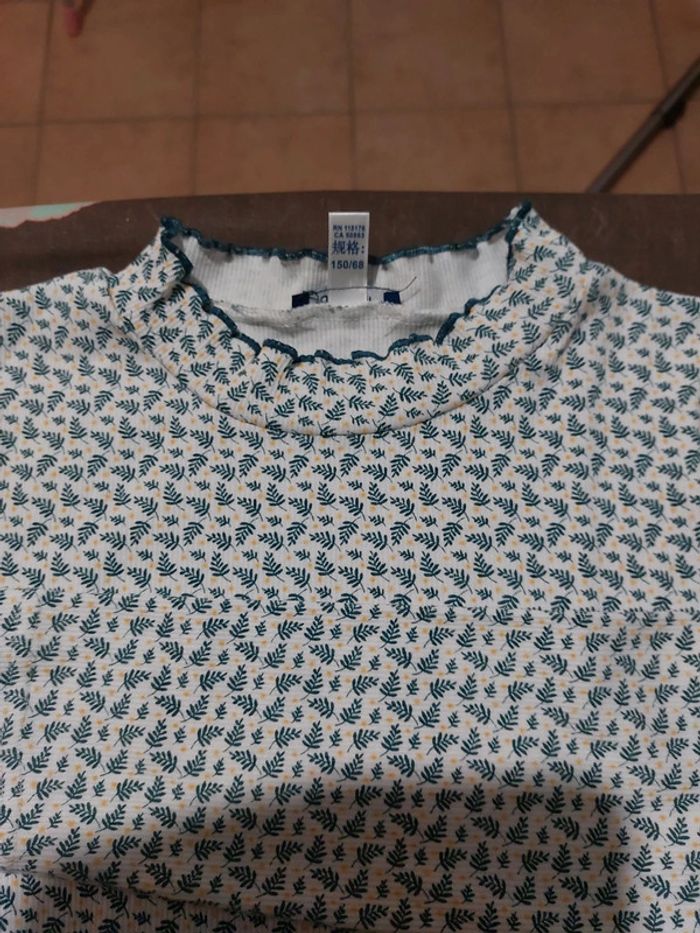 T-shirt neuf Okaïdi 12A - photo numéro 3