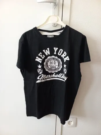 Tee-shirt noir 16 ans
