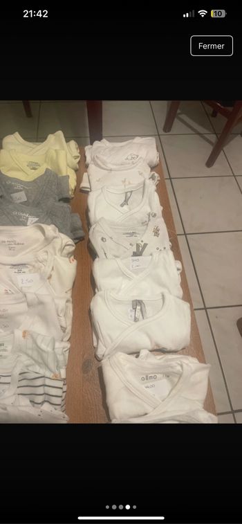 Lot de 29 bodies