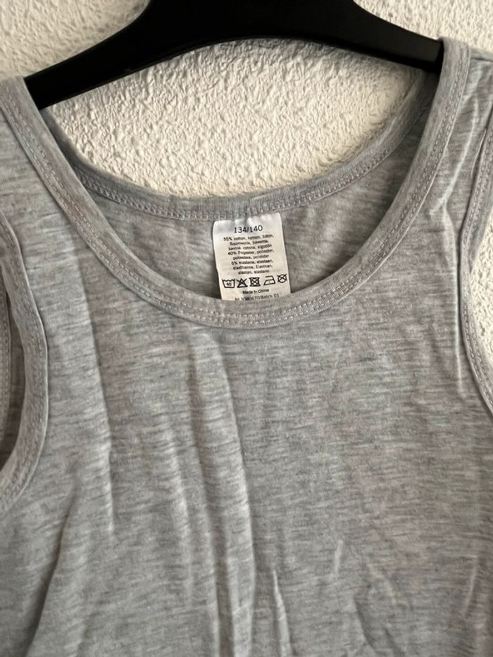 Débardeur taille 9 ans💫 - photo numéro 2