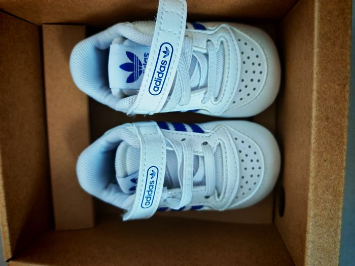 Basket bébé adidas - photo numéro 3