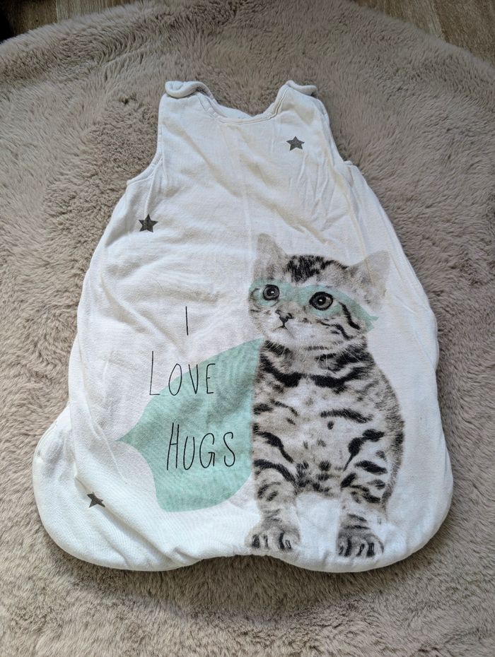 Gigoteuse bébé KIABI 0-6 mois – motif chat “I love hugs” bon état