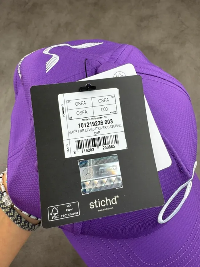 Casquette Mercedes F1 Gran Turismo Violette neuve - photo numéro 6