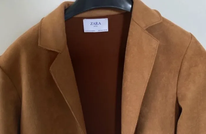 Magnifique manteau imitation daim || taille EUR S || Zara || état impeccable - photo numéro 3