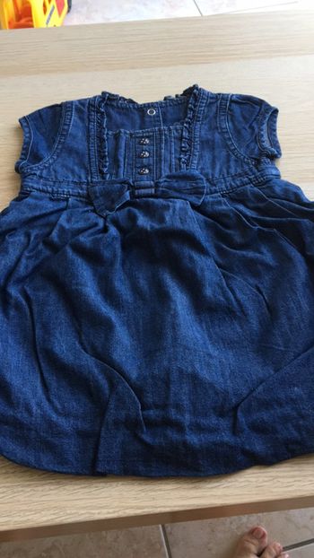 Robe tape à l’œil