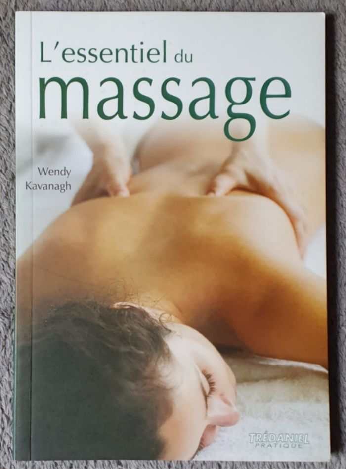 Livre, format moyen "L'Essentiel du Massage" / Éd. Trédaniel Pratique
