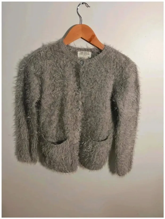C10 gilet gris Zara 9-10 ans