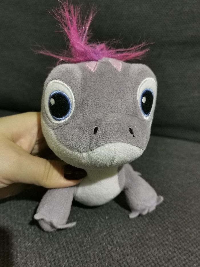 Peluche salamandre en feu disney - photo numéro 6