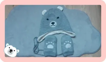 Bonnet + moufles assorties gris "ourson" taille 50 cm en parfait état